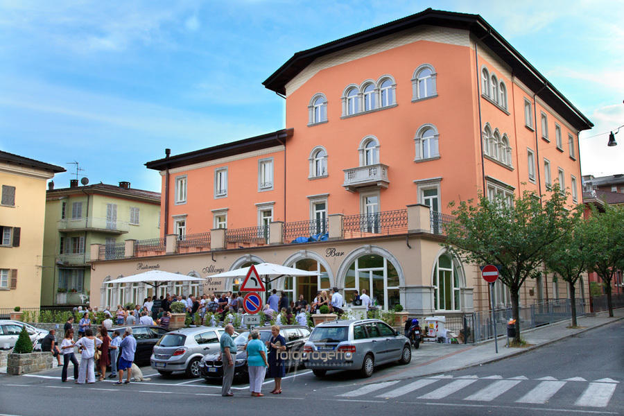 Albergo Roma Борґо-Валь-ді-Таро Екстер'єр фото